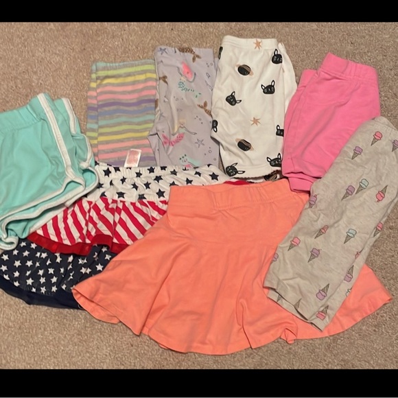 Bundle lot of girls 3t bottoms. Fair to good condition. See photos for condition - Picture 2 of 10